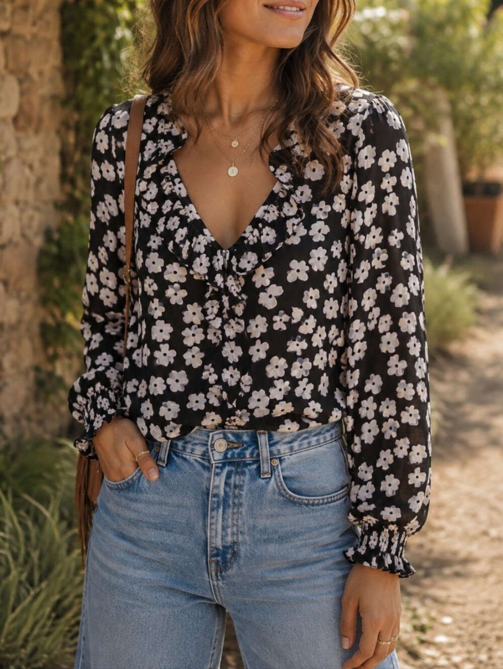 Wild Pony Black White Floral Ruffle Trim Long Sleeve Blouse Romantic Boho Fall